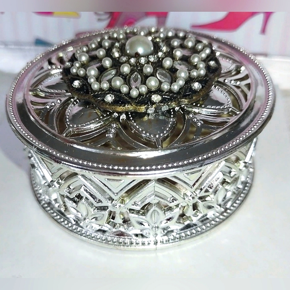 Silver Fancy Round Jeweled Container w/ Embellished Lid